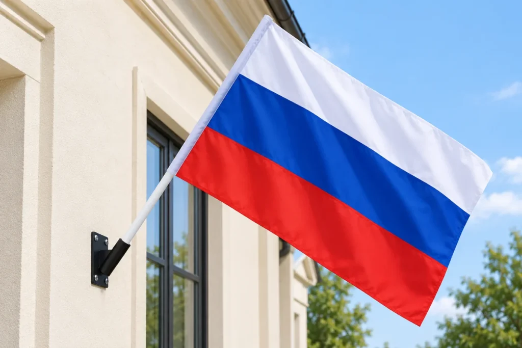 Флаг на фасад дома